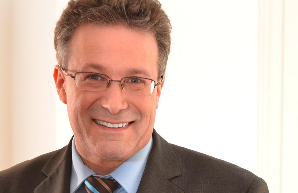 CDU fordert lokalen Flüchtlingsgipfel - 
Dank an alle Helferinnen und Helfer bit.ly/1RTbqxN