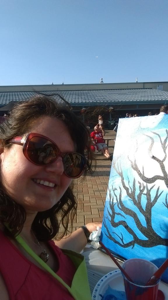 Social_Moi's tweet photo. Hey @StrathcoCounty! Absolutely LOVED Paint Night at #CanadaDayfest in #shpk! #makeitannual #CanadaDay #yeg http://t.co/lBKBFjkMrW