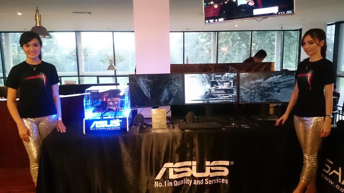 AMDIndonesia's tweet image. Demo unit dgn teknologi #AMDFreesync &amp;amp; #AMDEyefinity dgn #AMDRadeon R9 FuryX #AMD300ID