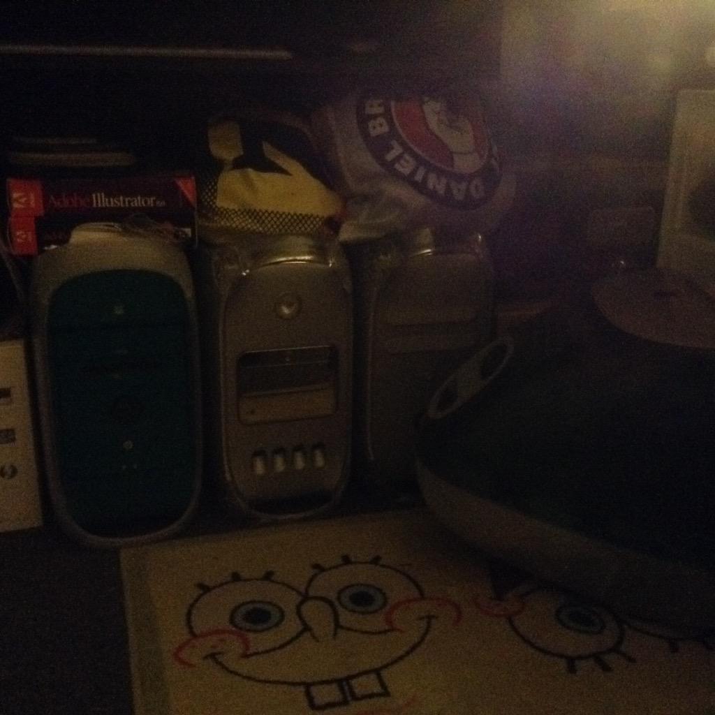 RealSeanSmart's tweet image. I LOVE My Legacy Computers, Here Are Some of Them
#iMacG3 #iMacG4 #PowerMacintosh #PowerMacG3 #PowerMacG4 #PowerMacG5