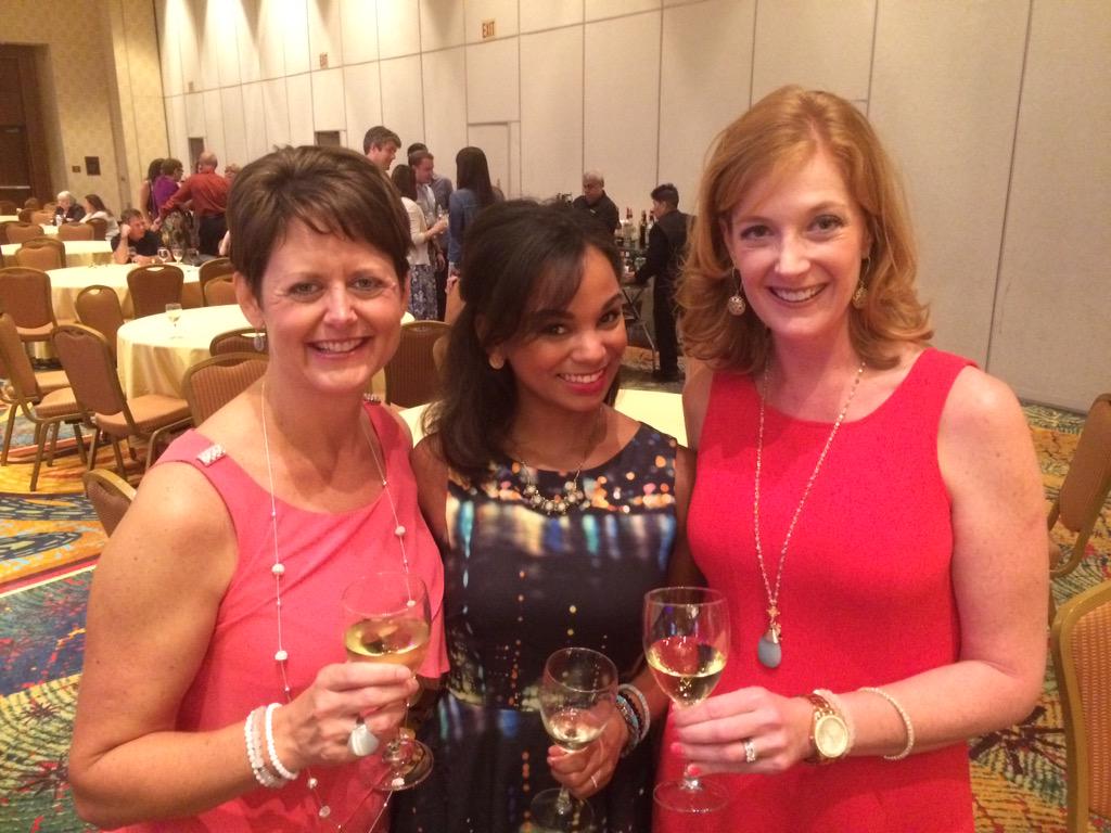 BullCityCane's tweet photo. Congrats to award-winning Kristin. Shari and Shannon. Well deserved!! #LEConvention2015 @LECypress @LEtoysInc http://t.co/ydfwsVYC8H