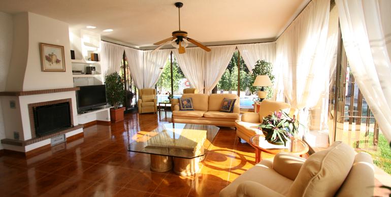 ProfCleanLondon's tweet image. Best #cleaning #tips for the #summer. Read more at bit.ly/1LF1KXW