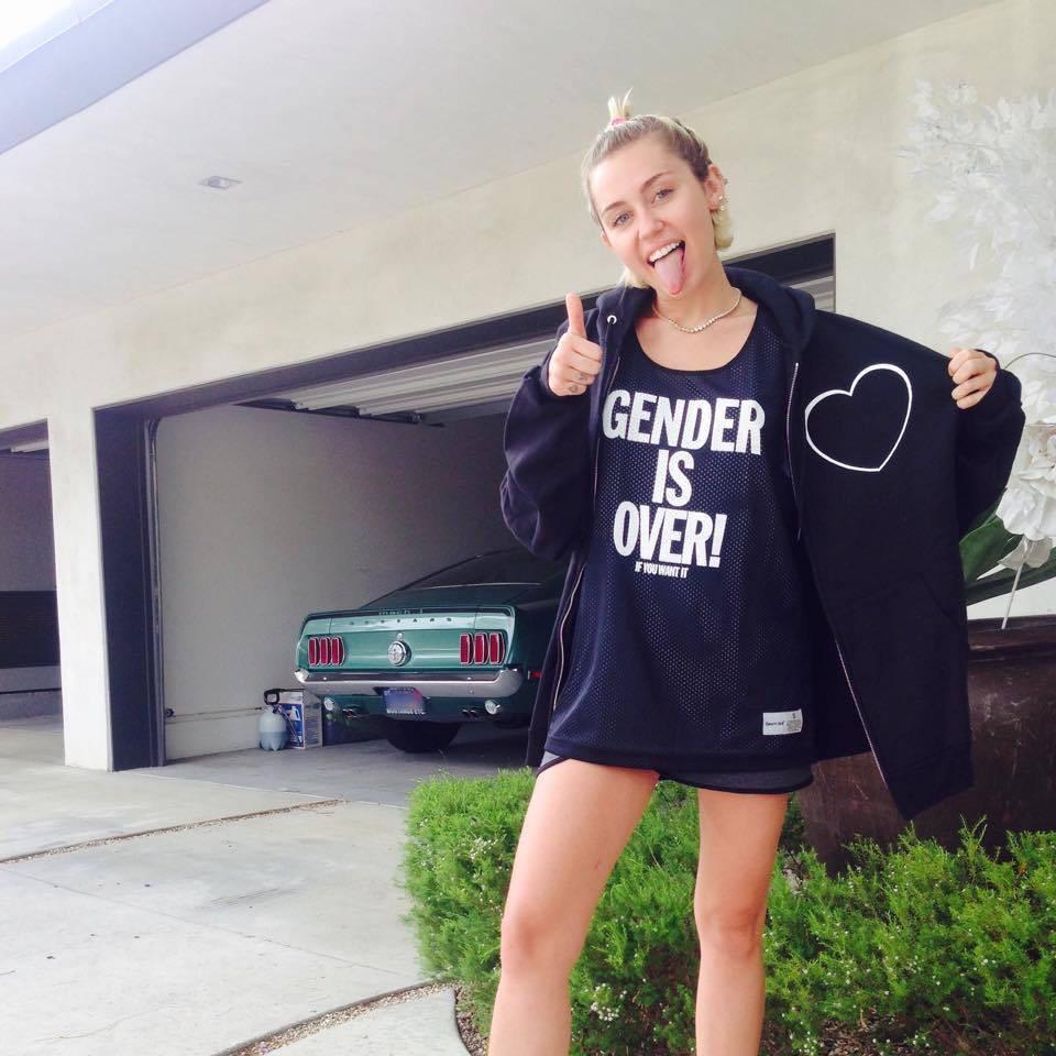 lorrainecandy's tweet photo. Miles Cyrus is right ' Gender is Over' http://t.co/ye3yWD7q1w