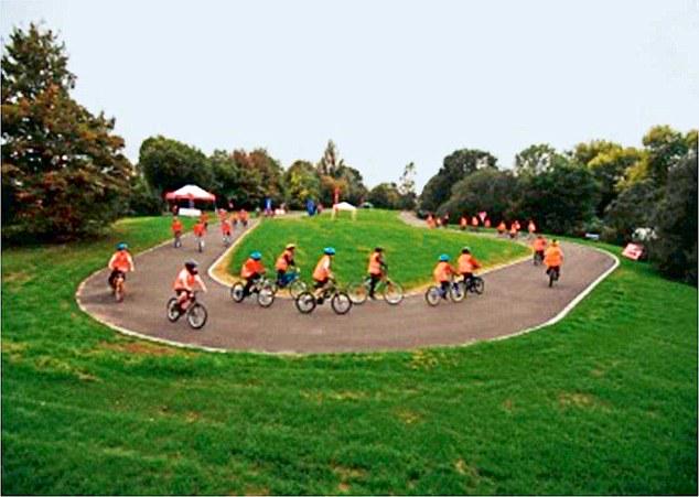 cyco_in's tweet photo. Delhi's first adventure cycle park to be completed in 18 months http://t.co/MTw5t8JQJR http://t.co/DnAF04aF3k