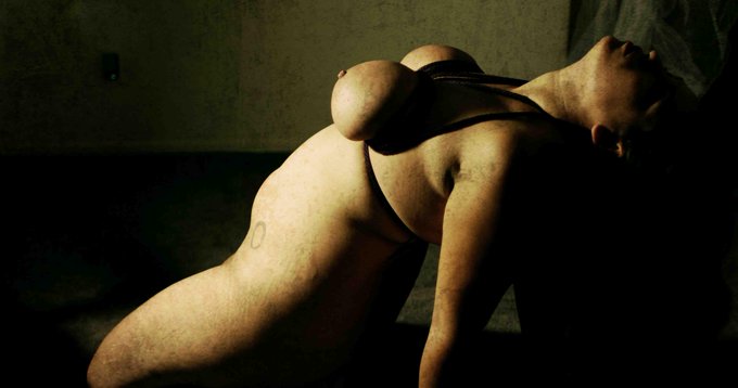 The path to my heart is paved in #rope http://t.co/hMkodsyflv http://t.co/sr8KAuk1nJ<a href="/tag/rope"class="tags">#rope</a>