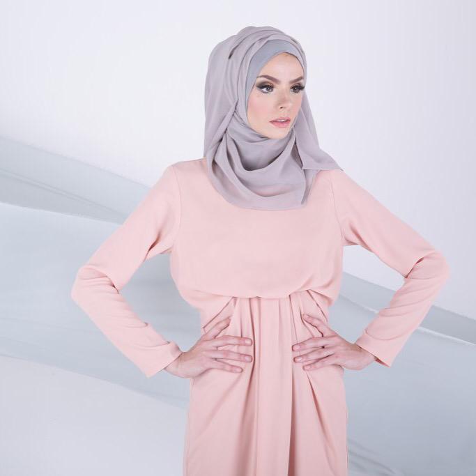 treimee's tweet photo. Alamanda dress in peach. idr 369k http://t.co/HkptoTZmay