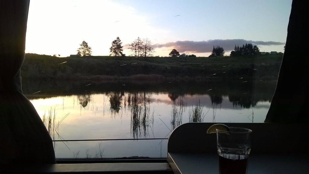 jaimed's tweet photo. Our view tonight with @silverdragon #newZealand #gobycamper http://t.co/HCWl8fPqGq