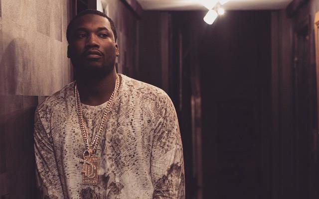 2DopeBoyz's tweet image. Meek Mill on his relationship w/ Nicki Minaj, battling inmates in jail, #DWMTM, and more: 2dope.bz/1JyqeTe