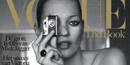 NLVogue's tweet photo. Nu in de winkels! Het nieuwe #VogueTheBook met Kate Moss en @MarioTestino: http://t.co/rBqev8IKC4 #IconicIssue http://t.co/ECebJFzoDN