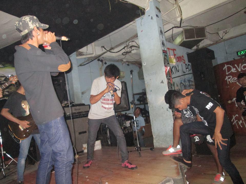 LETTERSBLOODY tweet media