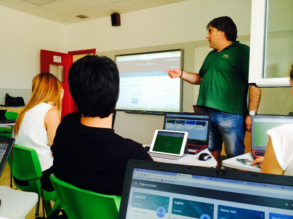 Maria Costa🎗 tweet media