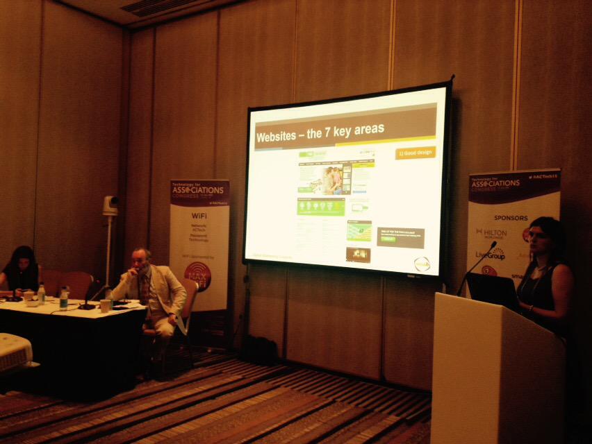 AssnExecs's tweet photo. WWW - good design, CTAs, content, easy nav, credibility, mobile friendly, #SocialMedia @LynseySweales #ACTech15 http://t.co/9UldKiAkgR