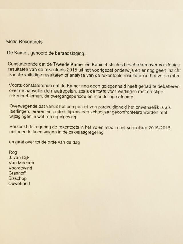 michelrog's tweet photo. Rekentoets motie van CDA, SP, D66, CU, GL, SGP, PvdD. Kiest PvdA voor leraren, ouders en leerlingen, of voor Dekker? http://t.co/GZCmnMNlbc