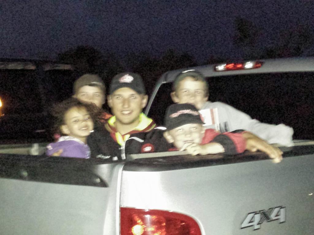 aiddecethy's tweet image. Thanks @Colter96 for making Canada Day even better for some very happy little fans!