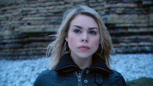 doctorwhosource's tweet photo. “This is the story of how I died.”
‘Army of Ghosts’ aired 9 years ago today... #DoctorWho #Feels http://t.co/HM9yv4MMES