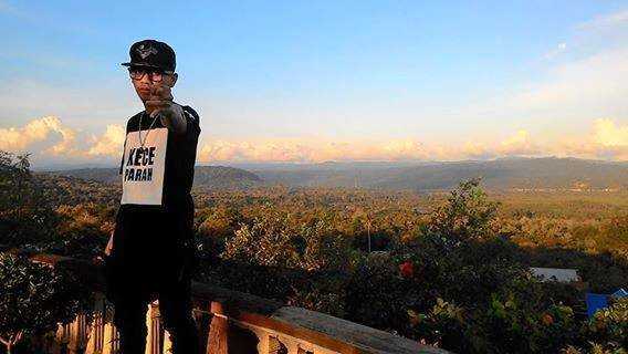 Kecee paraaahh.... Orangny gk klah S.W.A.G ma pmandangannya,,, cc: <a href="/DazeStop/">Daze a.k.a Adam</a>