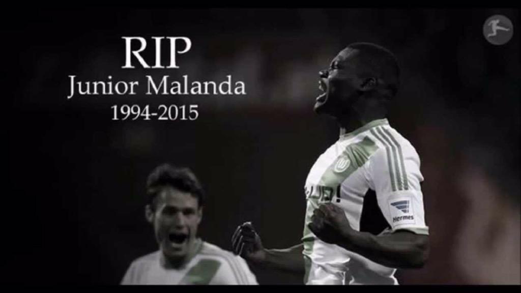 Nowfootball's tweet photo. Wolfsburg has decided to retire the number 19 in tribute to Junior Malanda. http://t.co/0rD5RCwMZA