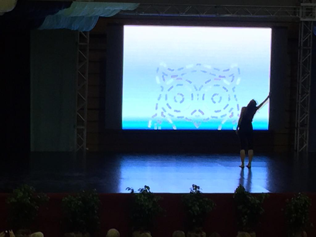 JSapsed's tweet image. And contemporary dance in the opening ceremony #EGOS2015 #nottheusualmanagementconference