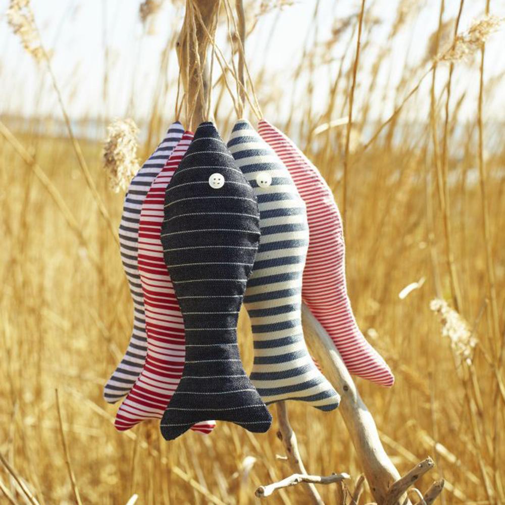 allaboutyoucom's tweet photo. Put your #fabric stash to good use - #make adorable fabric #fishes! Aren't these fab? 
http://t.co/2ZyldvboIf http://t.co/6iRGk9GyYk