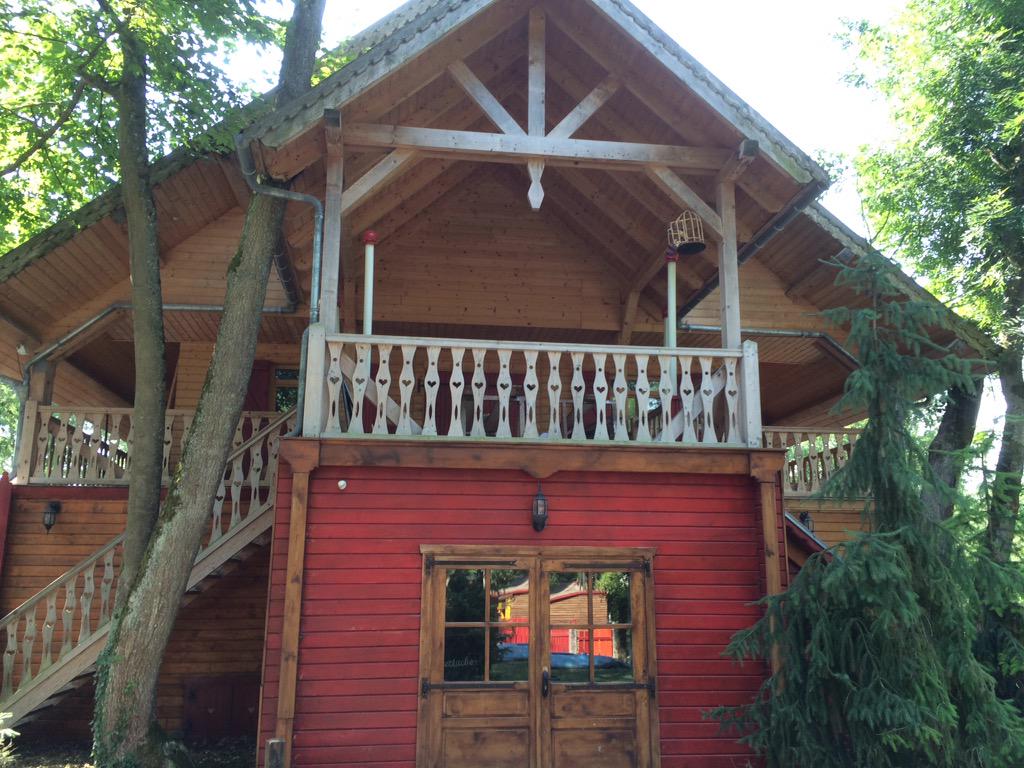 franckperrier's tweet image. Transformation digitale - séminaire de co-creation #idaos dans la Maison du Père Noël #canicule