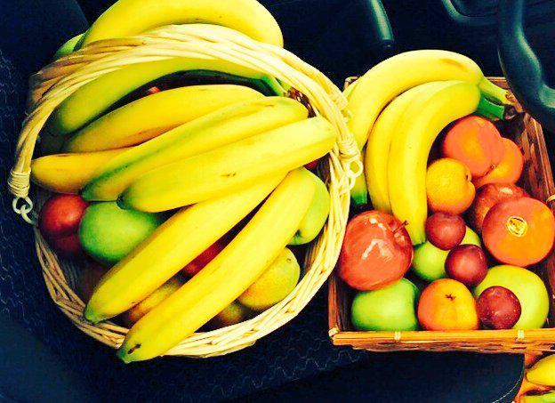 FarmFreshMK's tweet image. 🍏🍊🍌 1st basket half price 🍌🍊🍏