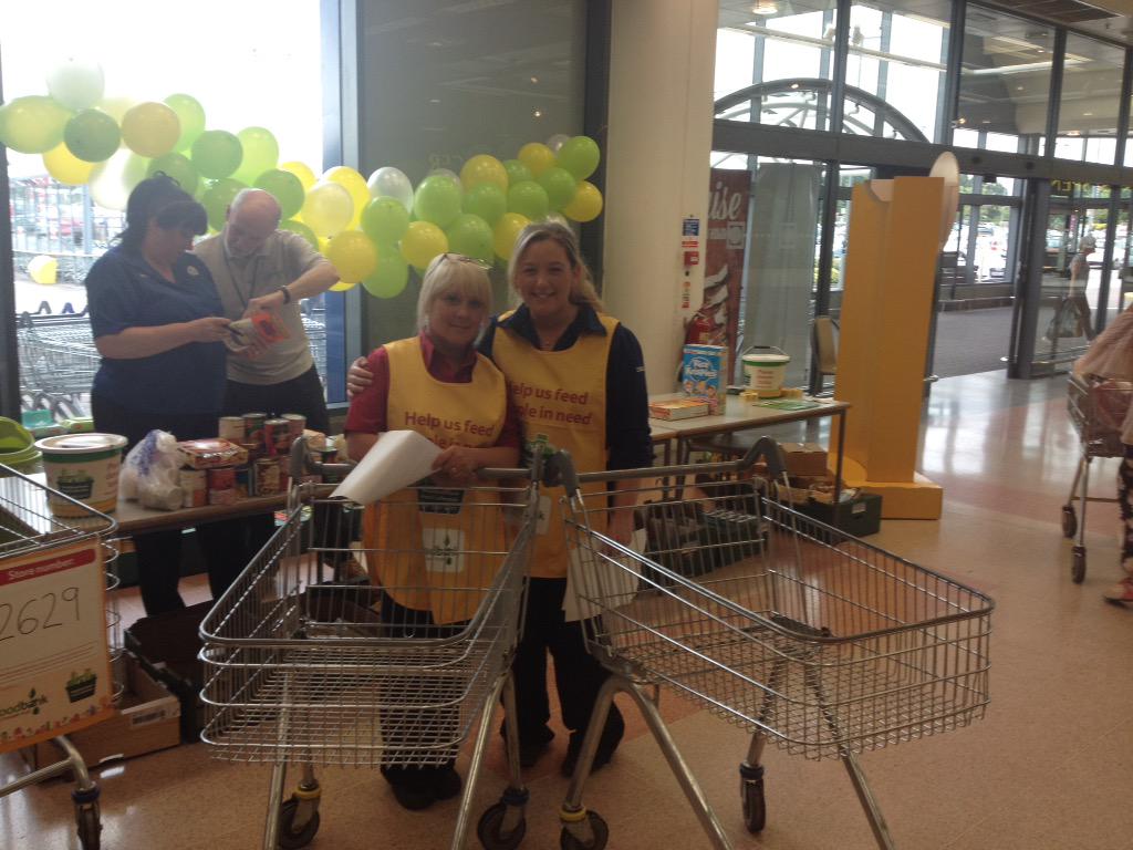 HandforthExtra's tweet photo. All ready to complete the treasure hunt #foodbank @njs1281 @GaryAshton68 @Em_Goodall http://t.co/QMMit9LOQV