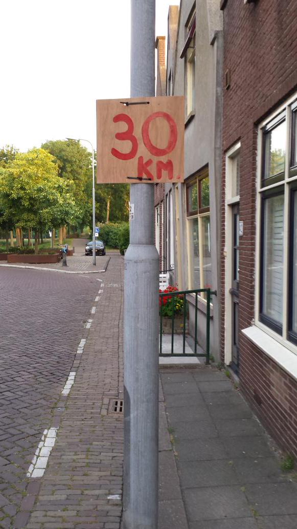basvanast's tweet image. Mee eens Hoofdpoortstraat Zierikzee