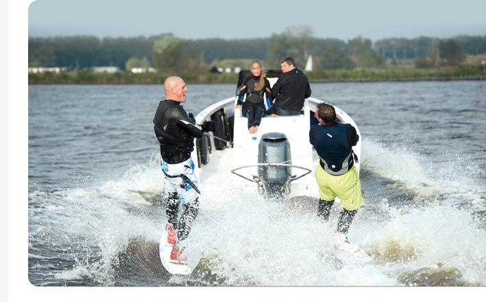 EuronauticaCalp's tweet image. #TurboSwing, the #power behind your #outboard.Modelo XXL Oferta 554 € - Antes 614 €.