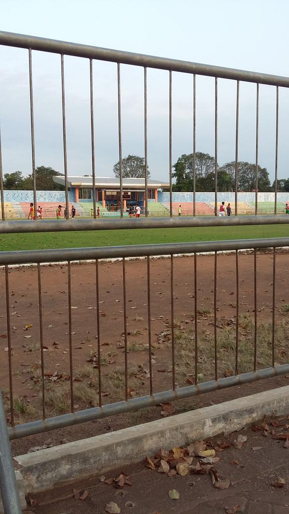 Ngabuburite nek stadion <a href="/Persekap_1926/">PERSEKAP Pasuruan</a>