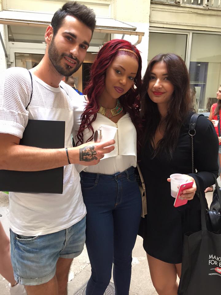 PEsthetique's tweet photo. Remise des diplômes à l'école Peyrefitte Make-up. http://t.co/N4iN2KzYG0