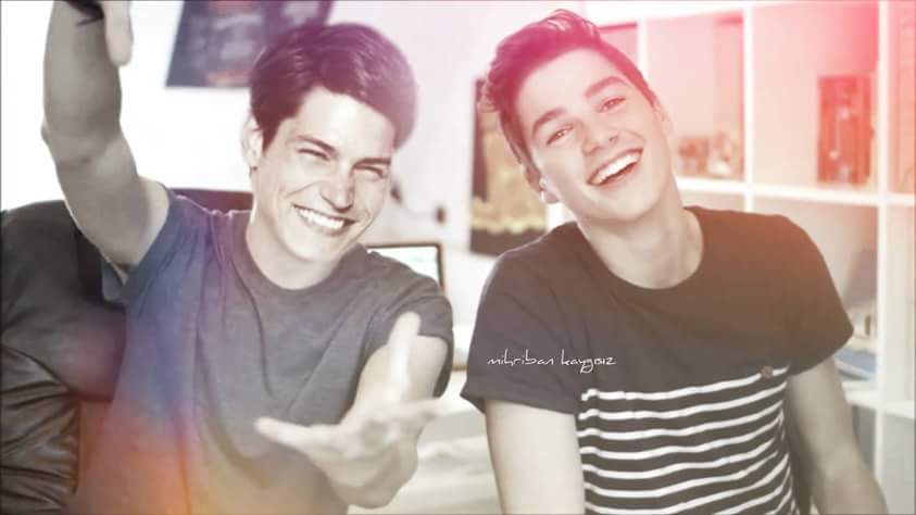 Bro <a href="/ali_4n1k/">Ali♡Yaprak_4N1K İLK AŞK</a>