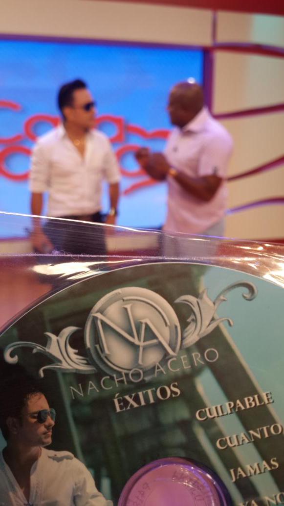 decasaencasatc's tweet photo. ¡SON LOS MEJORES! Por eso te premiamos todos los días. ¿Quieres ganar el CD de @NACHO_ACERO ? Usa #EstupendoDCEC http://t.co/U1g6nqUTvL