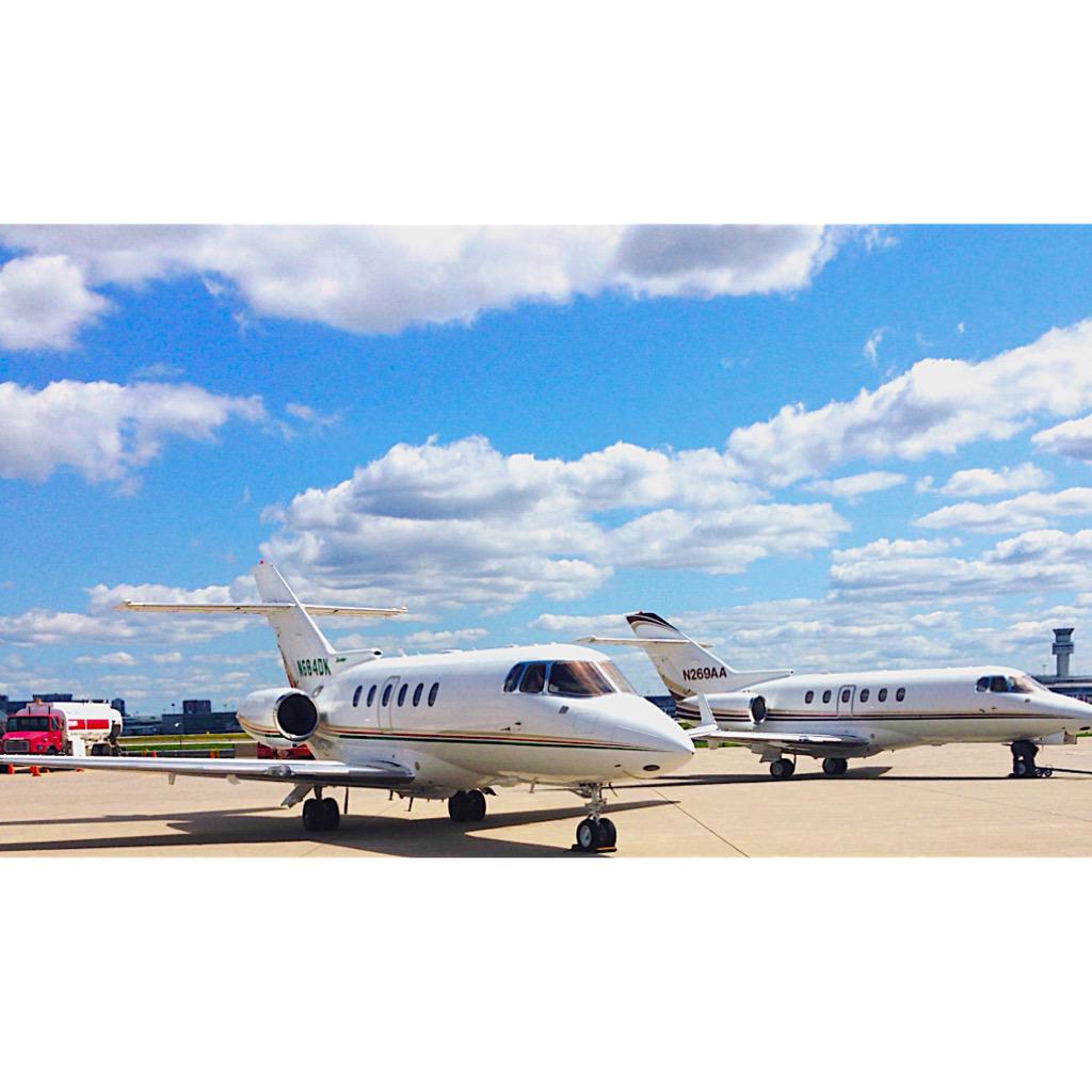 FlyPrivate_CJC's tweet photo. Our Hawker800XP &amp; Hawker850XP both on the ramp in Toronto today #flyprivate #privatejetlife #flycjc #Toronto #canada http://t.co/JcmpUptfeg