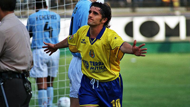 VillarrealCF's tweet photo. Què va ser de... Víctor Fernández?
El 'Chingu' recorda la seua etapa. @victorfdez21 http://t.co/YGTWzX8TZe http://t.co/EVTqtDib9A