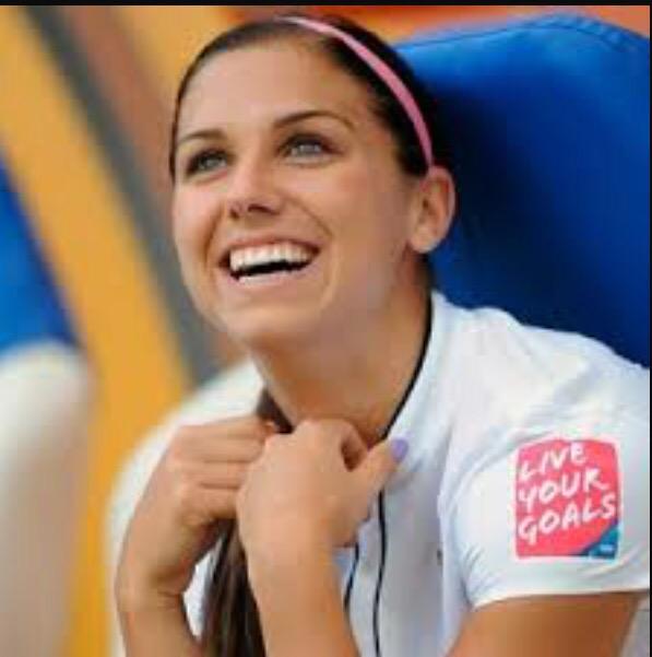 Happy birthday Alex Morgan, on the field but in my heart. 