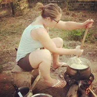 Asempahene's tweet photo. #SomewhereinGhana. Where foreign students hv mastered the art of driving Banku with perfection cos of bad economy. http://t.co/k08GOY4nb2