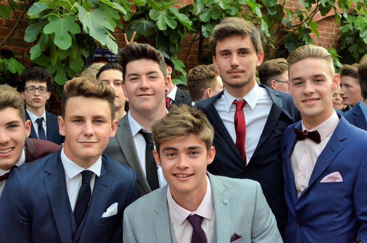 corfe15's tweet image. 