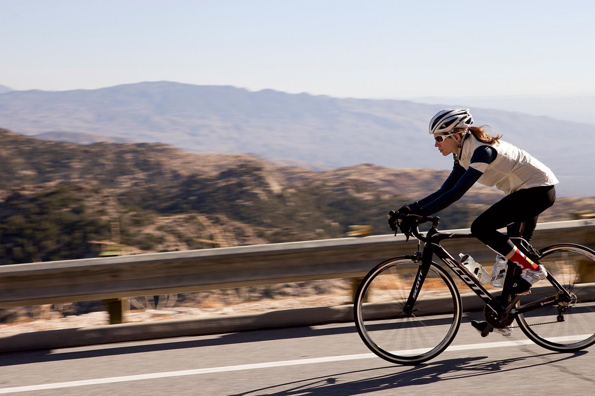 runnersworld's tweet photo. Q: What's the difference between rest and active recovery? A: http://t.co/fwsI8PuBTr http://t.co/OTv7iJIJiI