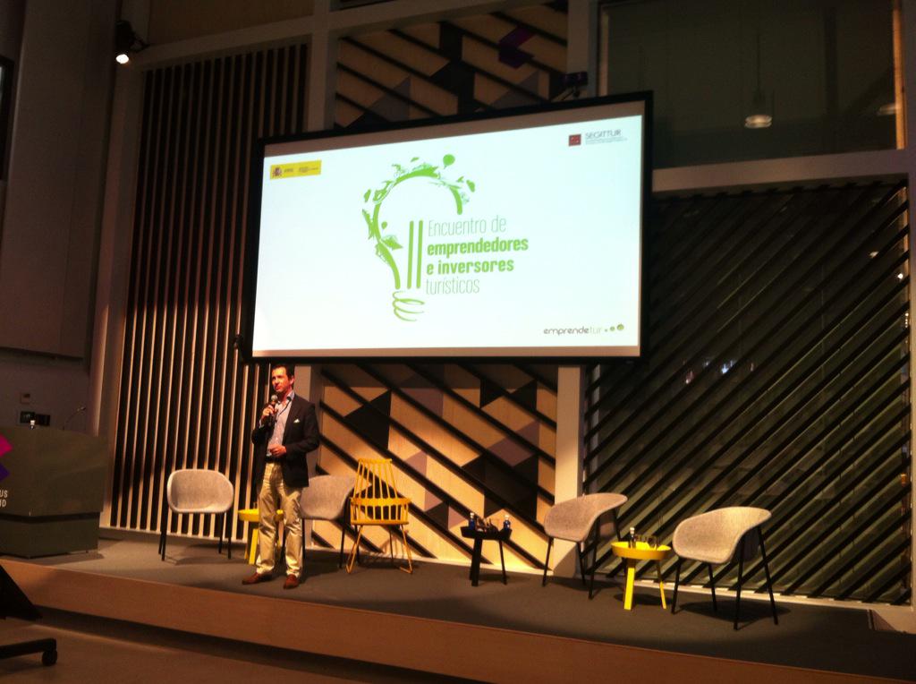SEGITTUR's tweet photo. Presidente @SEGITTUR @alopezdeavila agradece a todos los emprendedores asistencia al II Encuentro http://t.co/feGl2lN07J