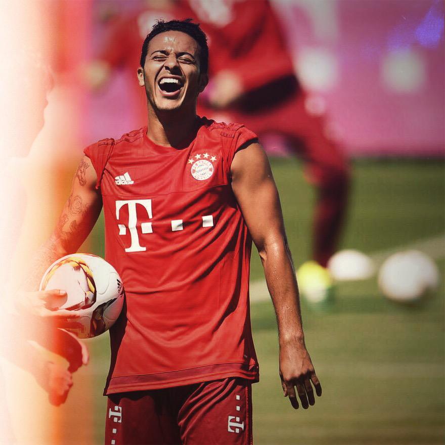 Thiago6's tweet photo. Ready for the next season! #MiaSanMia http://t.co/BDXGSr0id3