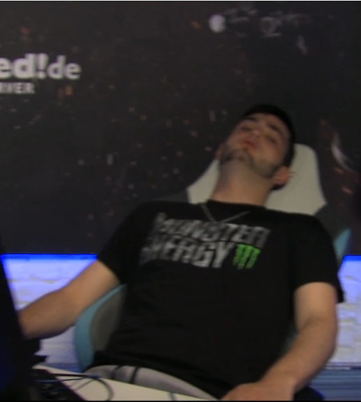 SHEEKEYCSGO's tweet photo. @shoxCSGO when he realises he has to play an american team @ESLCS #csmasters http://t.co/bacbu5h9WG