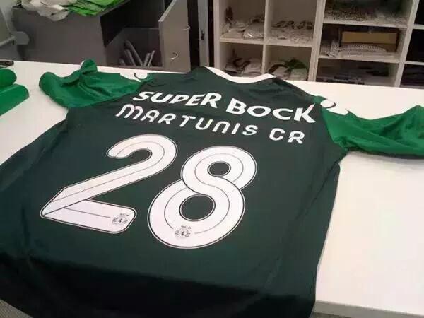 realmadridindo1's tweet photo. Good Luck @MartunisCR8 Semoga kelak bisa Menjadi The Next Cristiano 2 (setelah CristianoJr) #HalaMadrid http://t.co/EijhAFLjvJ