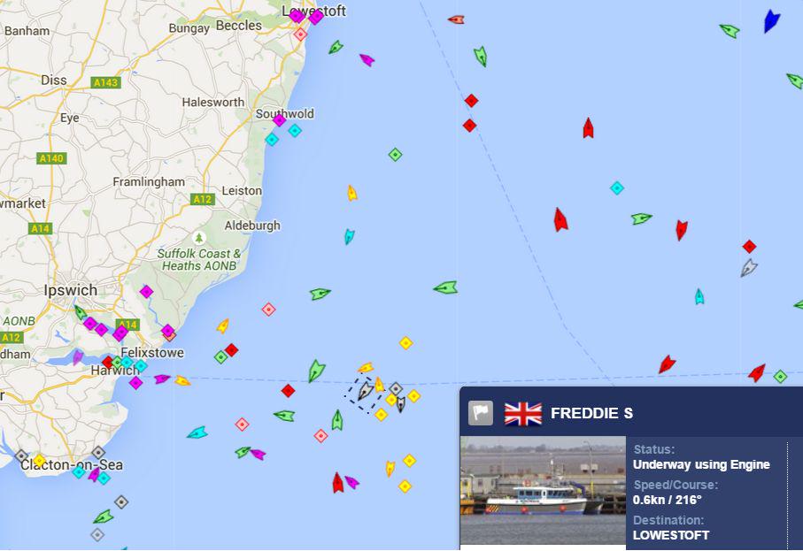 Windwave Workboats (@windwavewbs) on Twitter photo Freddie S is on <a href="/GreaterGabbard/">Greater Gabbard</a> #windfarm for Siemens windwaveworkboats.co.uk/portfolios/fre… Freddie S is on <a href="/GreaterGabbard/">Greater Gabbard</a> #windfarm for Siemens windwaveworkboats.co.uk/portfolios/fre…