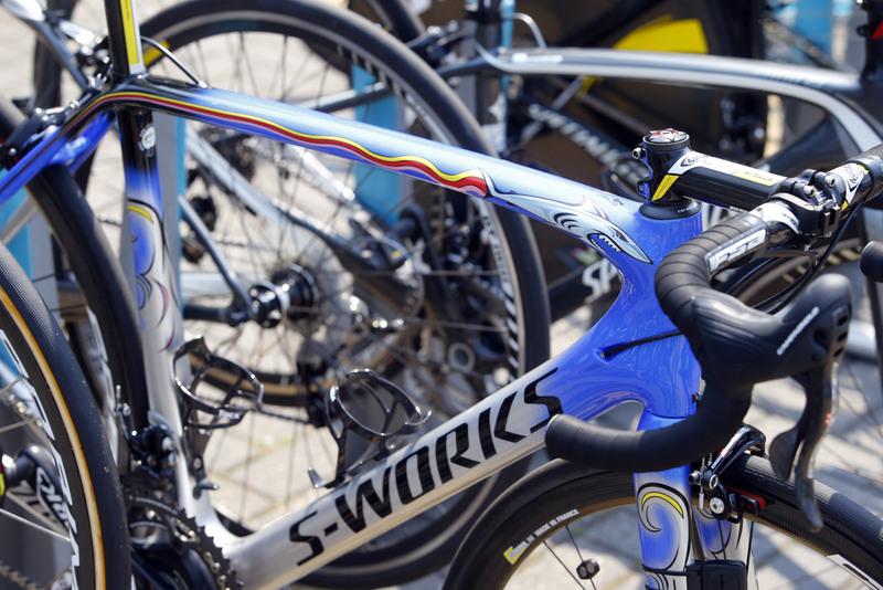 Cyclingnewsfeed's tweet image. Vincenzo Nibali's Tour de France bike. What do you think of the paint job?