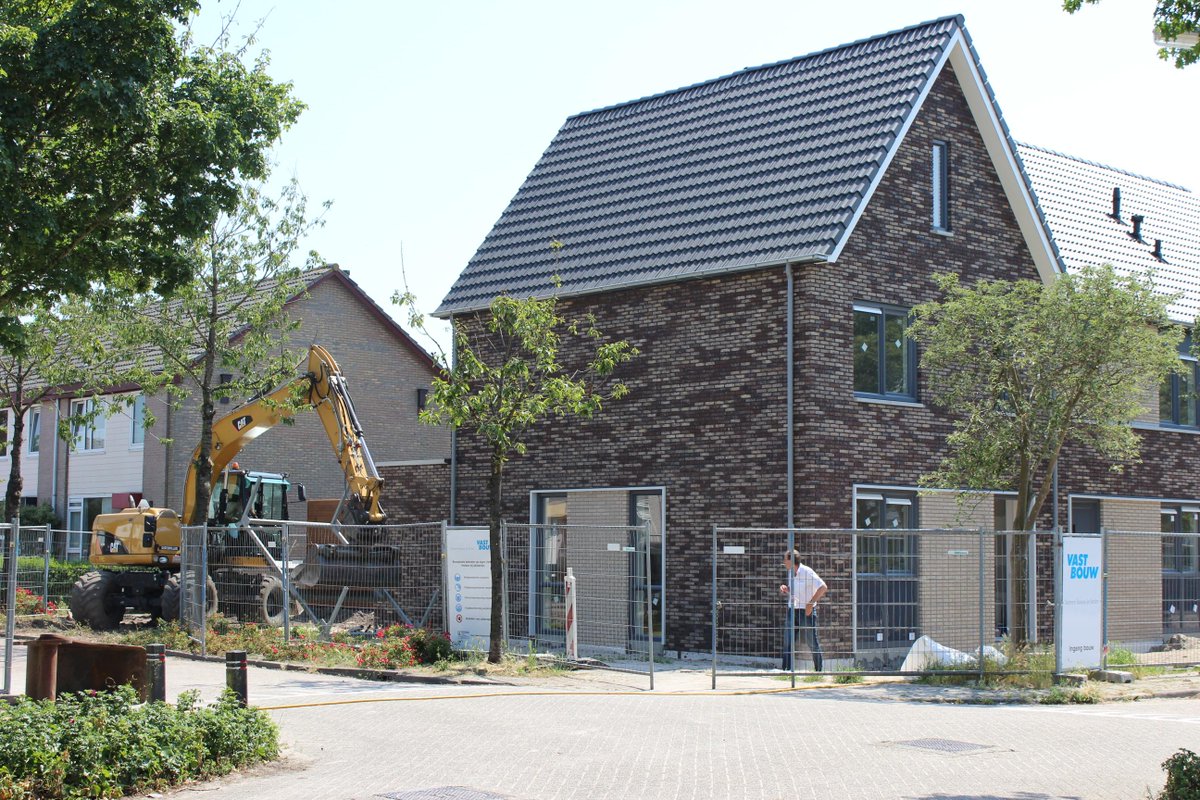 #Zwartsluis - Over 2 weken de eerste opleveringen van de woningen aan de Scheepvaartlaan funda.nl/48034562/