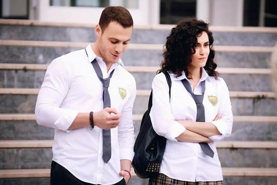 В ожидании солнца / güneşi beklerken, 2013–2014. В ожидании солнца турецкий сериал ягмур. Выжидание солнце турецкий сериал. Зейкер сериал. Краткое содержание в ожидании солнца всех серий.