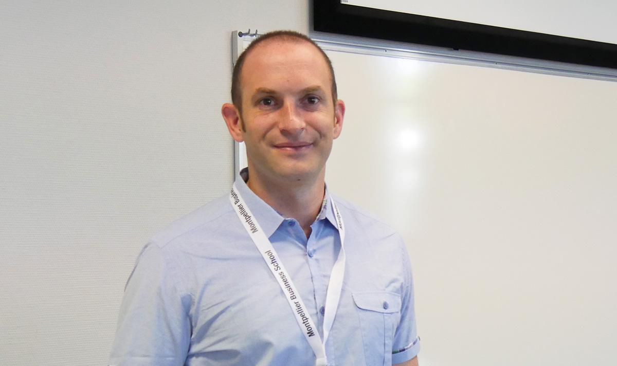 MBS_edu's tweet photo. Merci à B.Nocella, diplômé 2004 &amp; Program Manager @GoogleFiber d'être revenu pour être #jury >http://t.co/dRqfSPqQVE http://t.co/knZm1jjZn2