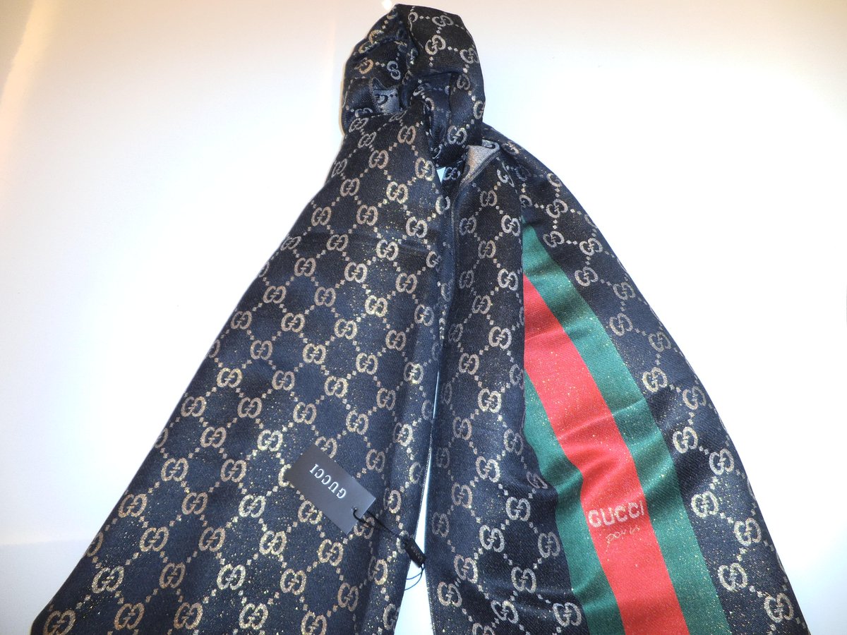 GUCCI SCARVES stoklarla mevcut olup son 12 adet kalmıştır. Fiyat 500 TL dir. whatsapp 0536 476 01 86