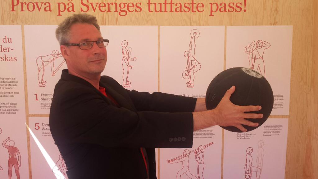 pearlfield's tweet photo. Idag försökte Roger Mogert #klarapasset #almedalen @FacketKommunal @socialdemokrat http://t.co/1OpPZFgsG4