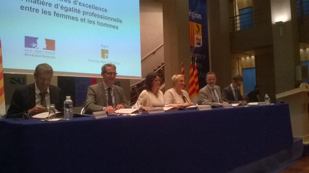 Signature de convention territoire d'excellence égalité femmes hommes
